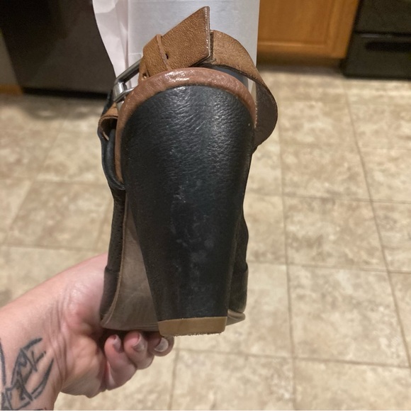 Miz Mooz Open Toe Sandal - Picture 8 of 11